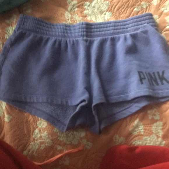 COPY - Shorts - Picture 2 of 4